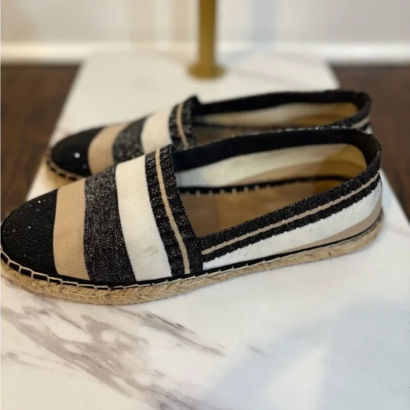 INC International Concepts Black and Cream Espadrilles size medium 8.5 - Picture 3 of 5
